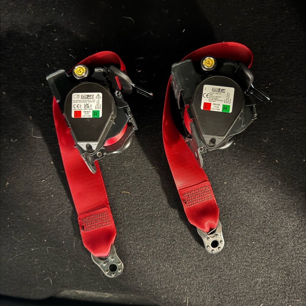 Red Porsche Seatbelt Pretensioner